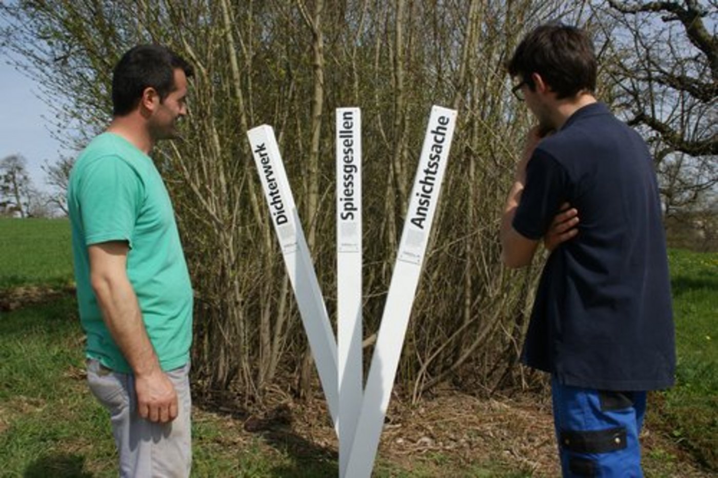 Die Lockpfosten informieren auf spannende Art. (Bild lid)