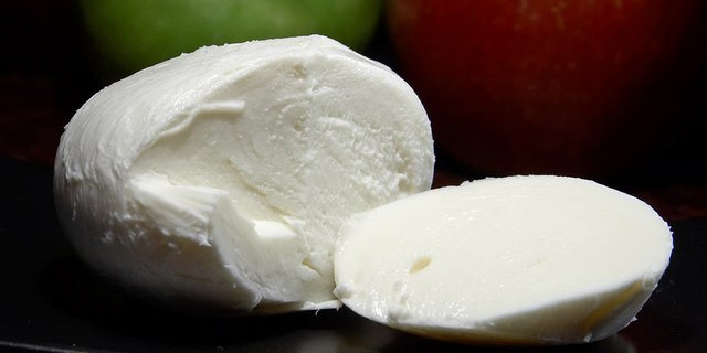 Beim Ausser-Haus-Konsum ist Mozarella die beliebteste Käsesorte. (BIld: Jon Sullivan)