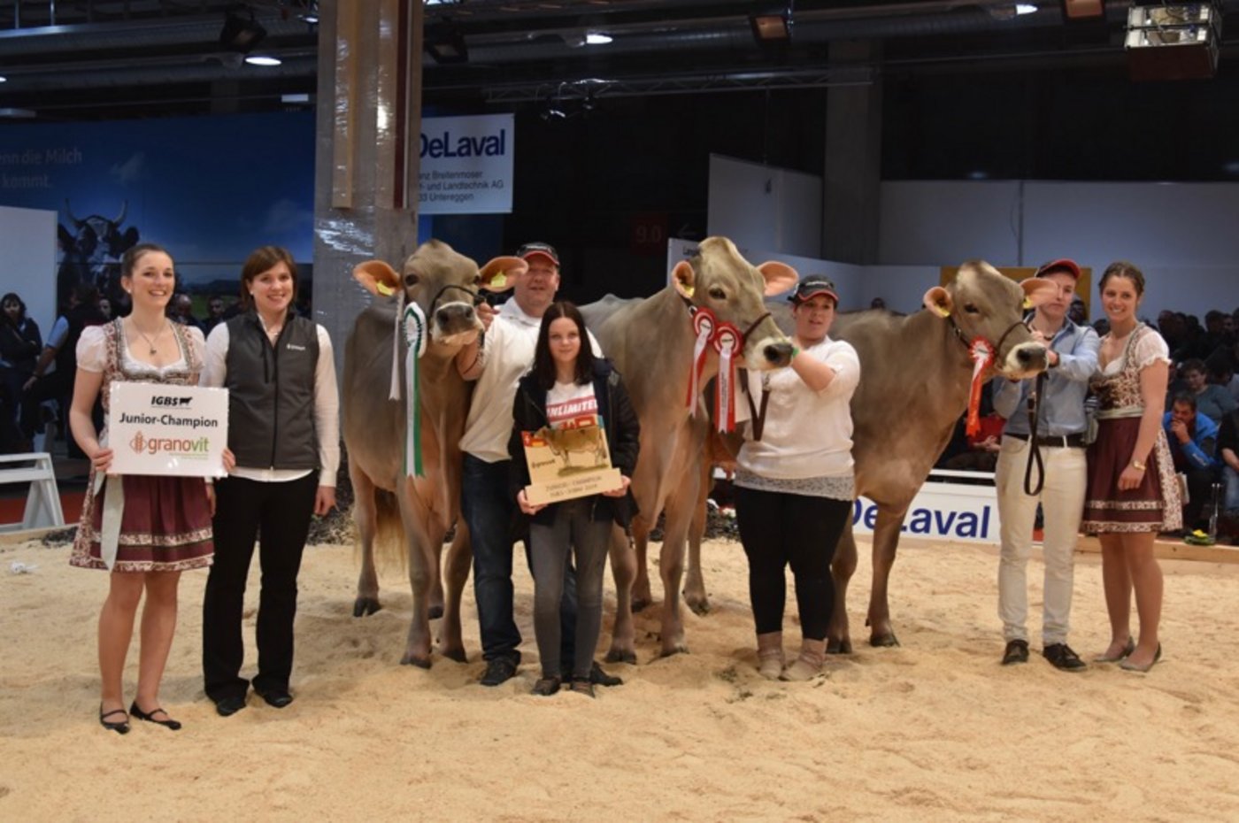 Junior Champion Plattenbach BS Blooming Bonanza, Vize H. U. Husers Blooming Palma und Honorable Mention Blooming Belinda. (Bilder Jasmine Baumann)