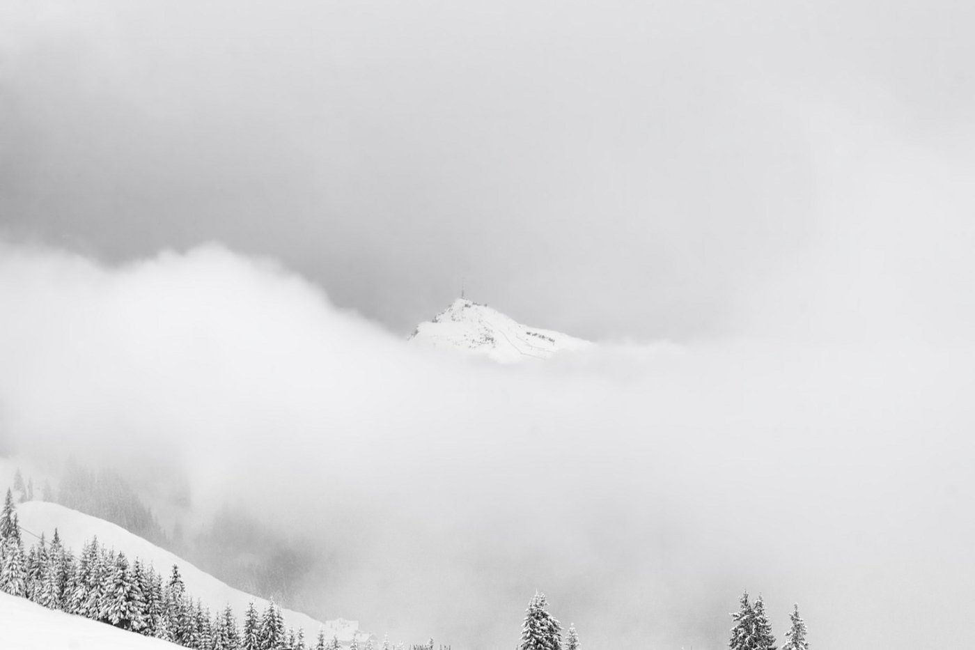 Aktuell gibt es sehr viel Schnee. (Symbolbild Pixabay)