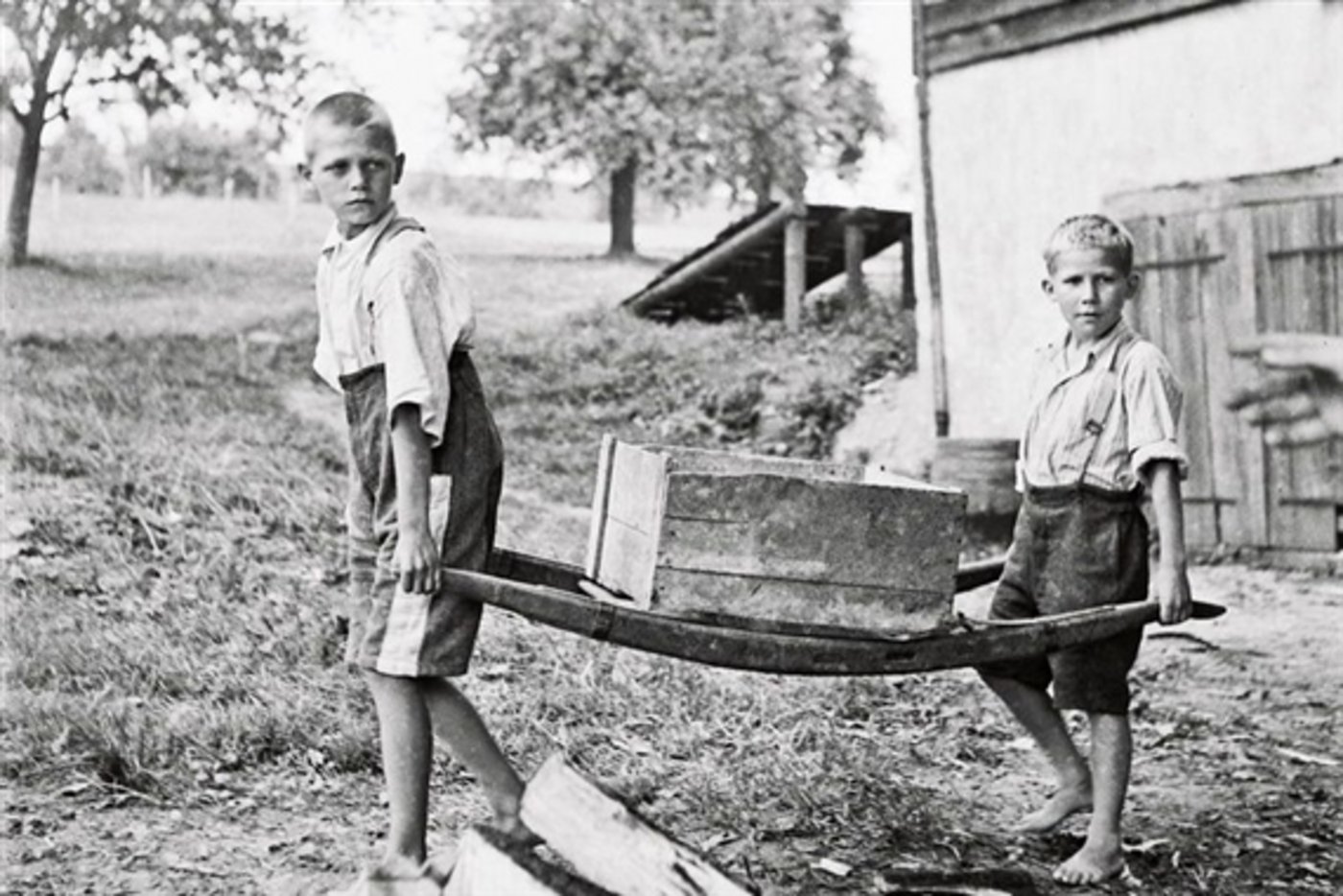 Verdingkinder 1944 in der Erziehungsanstalt Sonnenberg. (Bild Paul Senn, FFV, Kunstmuseum Bern, Dep. GKS. © GKS) 