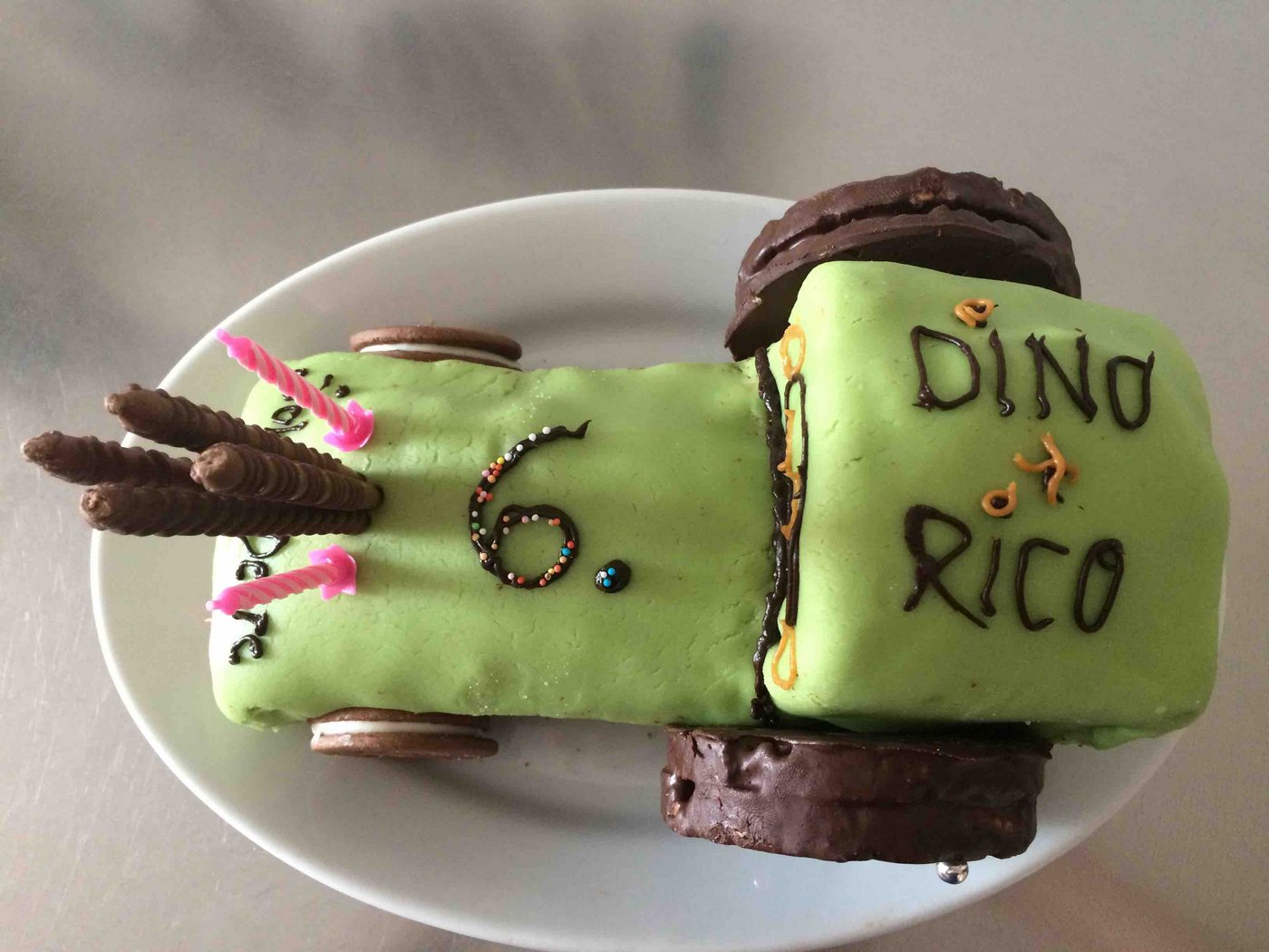 Gluschtiger Traktorkuchen von oben. (Bild Esther Thalmann)