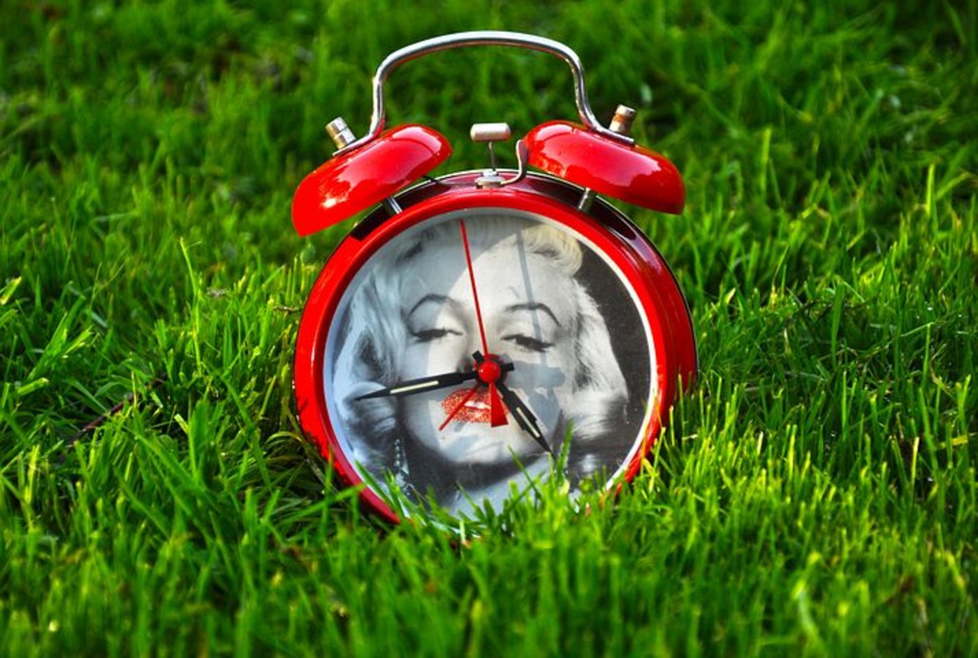 Seit 1981 wird in der Schweiz die Sommerzeit eingestellt. (Symbolbild Pixabay)